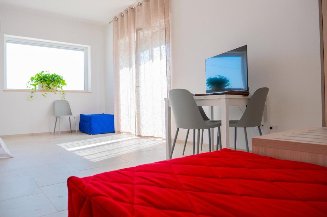 B&B A Un Passo Dal Mare Торре-Канне Экстерьер фото