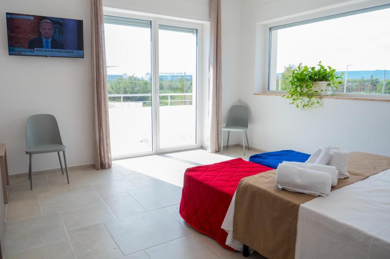 B&B A Un Passo Dal Mare Торре-Канне Экстерьер фото